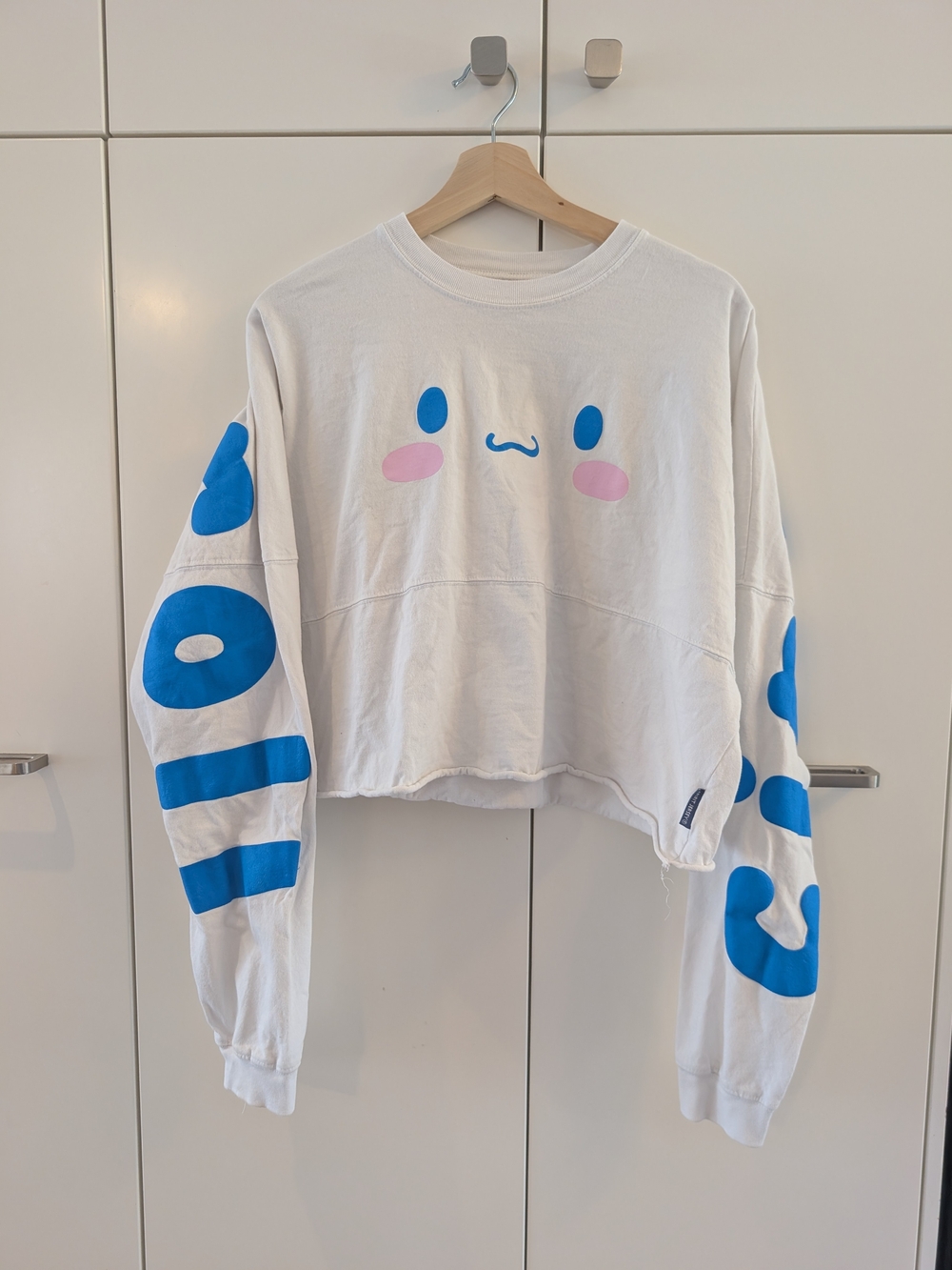 White & Blue Cute Face Cropped Sweatshirt for Kids